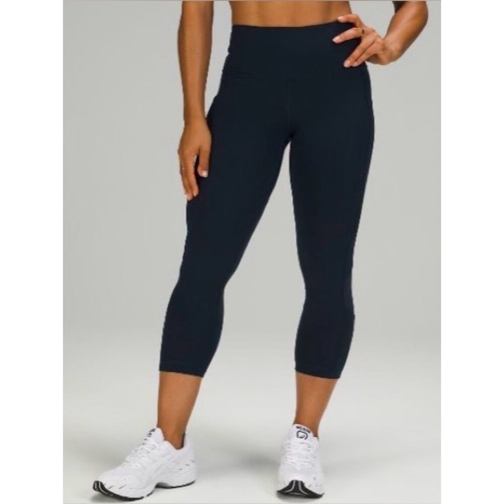 Lululemon Pace Rival High Rise Crop 22” - Navy - Size 4